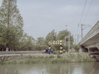 001