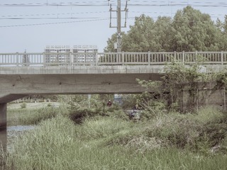 001