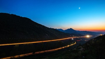_J3A0330-1