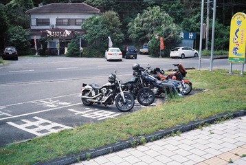 1409550
