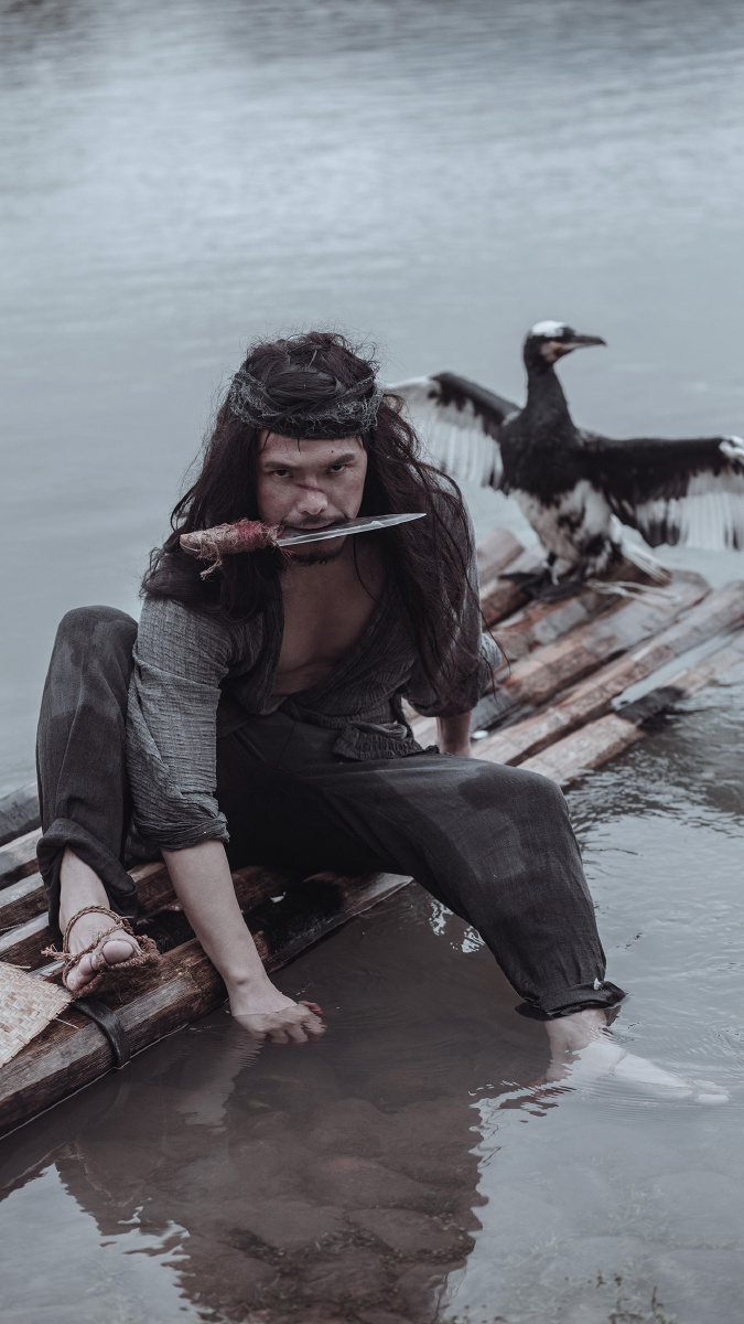 张横七尺身躯三角眼黄髯赤发红睛浔阳江上有声名冲