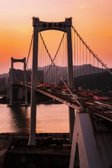 833749