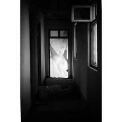 B8140069-EA56-46AE-8BFA-A3392879977C/L0/001