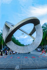 233030