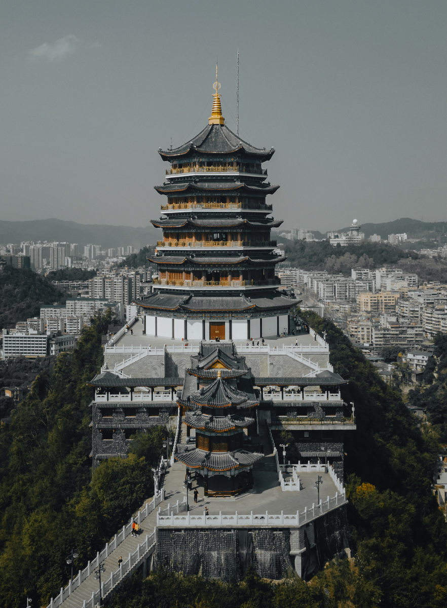 贵阳旅行必备打卡地攻略|东山山体公园 - hekebin - 图虫