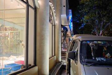 宠物店内外