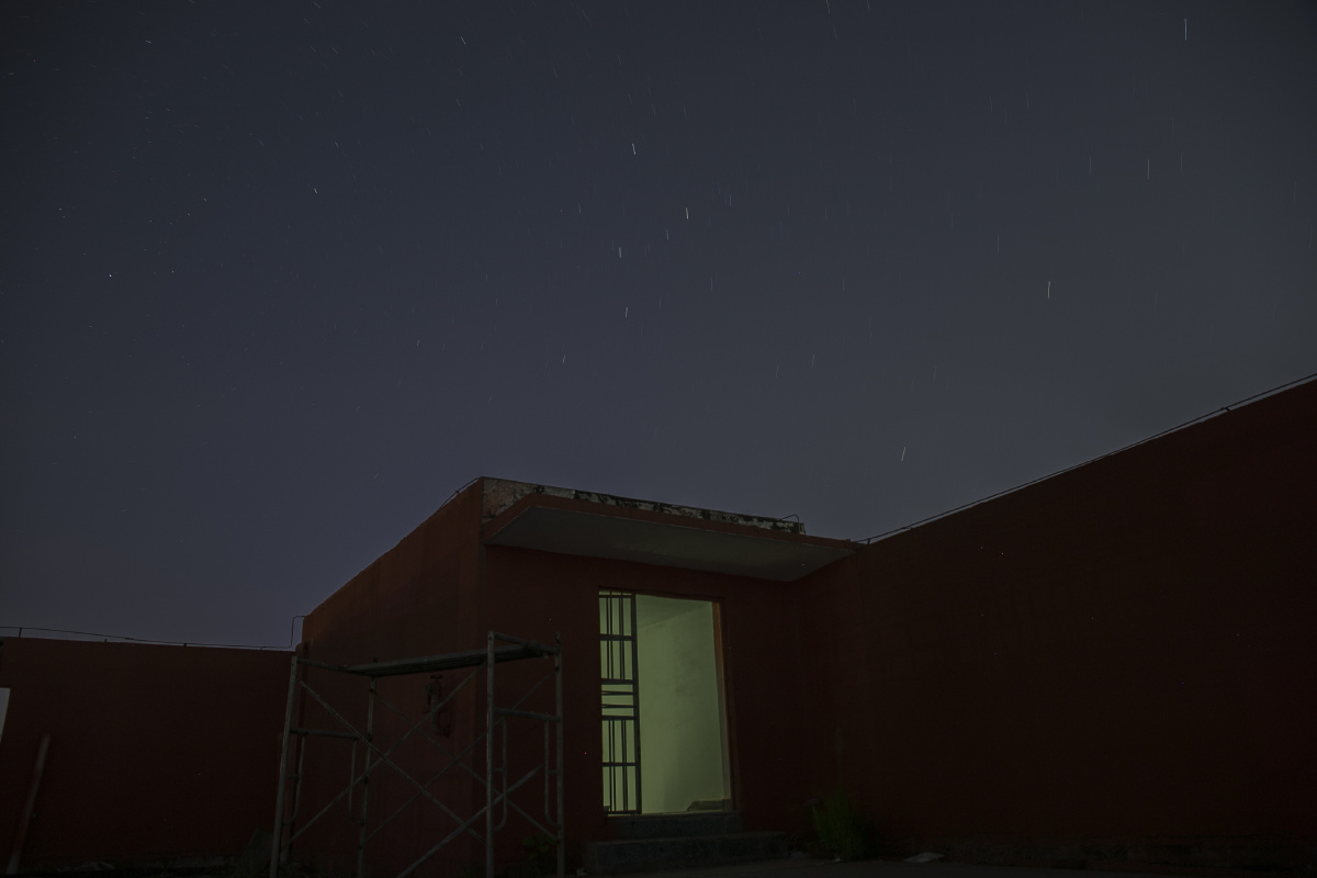 关于星星白天不是星星不见了而是天空亮了天越黑星越亮下午两点的太阳