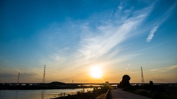 1085464