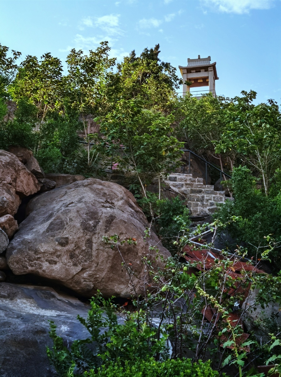 标山天下泉城75齐烟九点之一75元代标山是东西