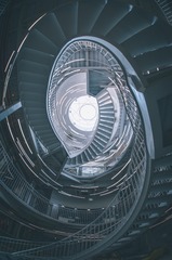 950307