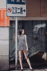 001