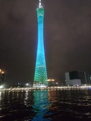 822868