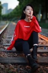 001