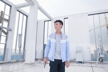 001