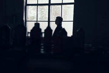001