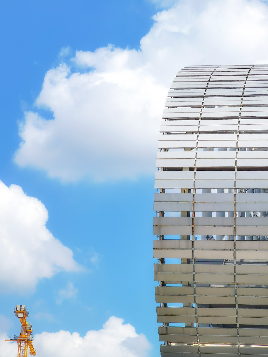 蓝天白云&建筑线条感