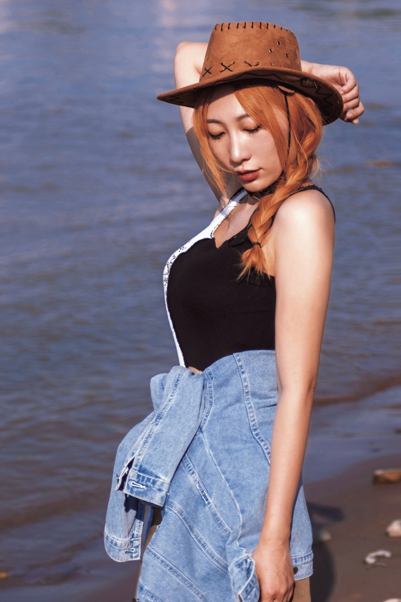 今天是西部牛仔女孩