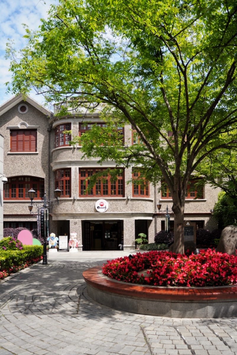 思南公馆建于1920年,距今有100年的历史.