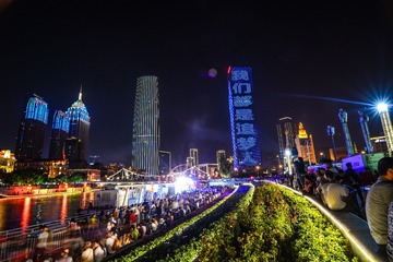 MAD_4905