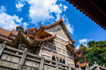 马迪-《异韵圆通禅寺》