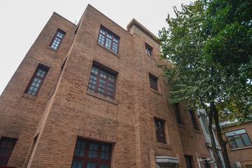 1 (124)