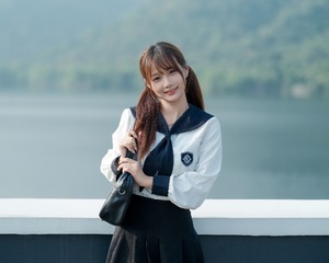 001