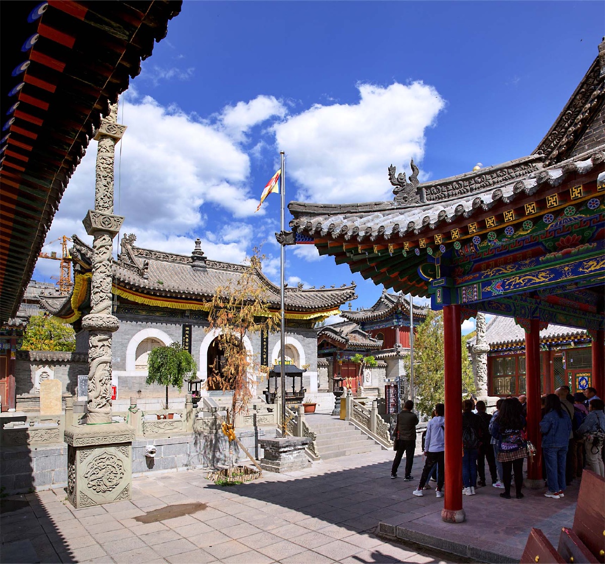 五台山著名的华严道场广华寺01