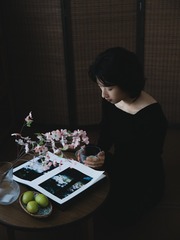 001