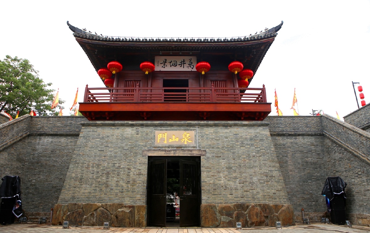 唐朝泉州府城北山门经历宋元明清城府面积由唐三平方公里宋10平方公里