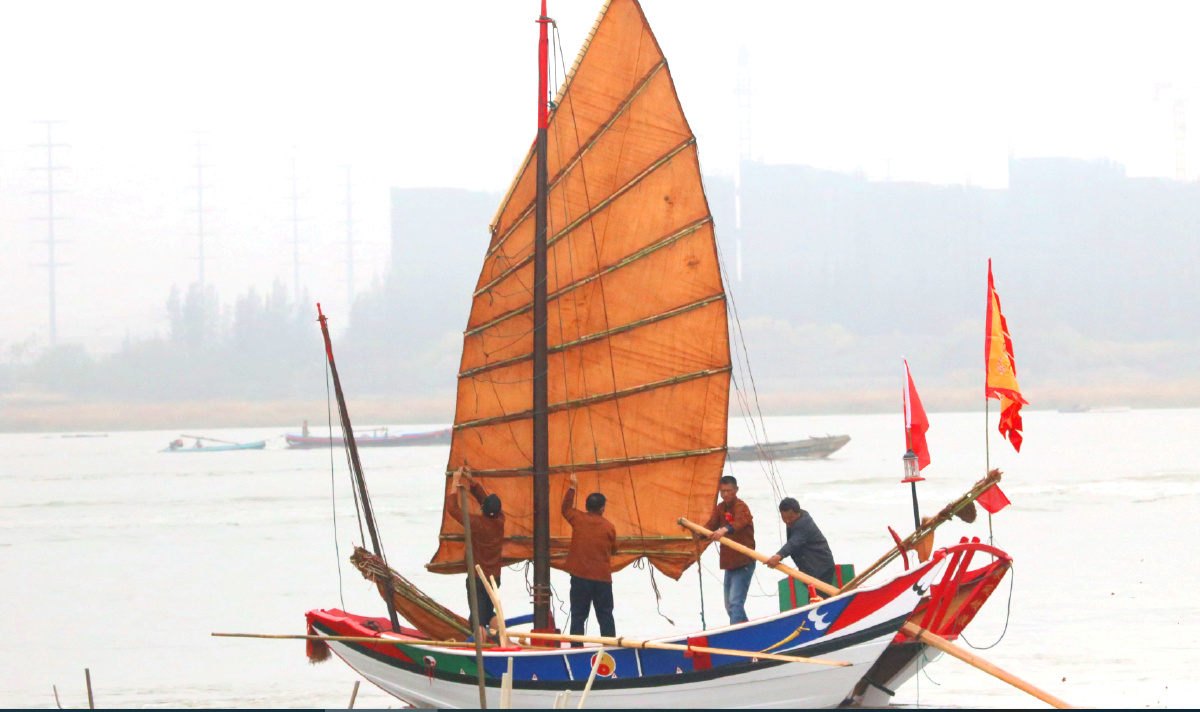 泉州浔埔非遗螃蟹古船下海仪式