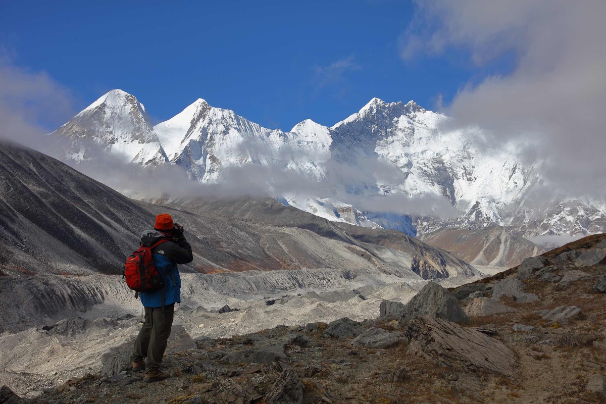 洛子峰,海拔8516米,世界第四高峰,这是中国一侧拍摄.