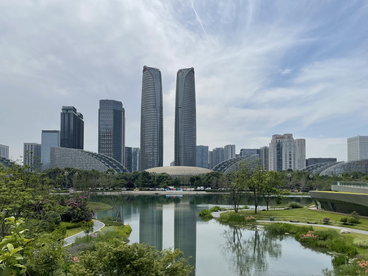 成都双子塔的日常