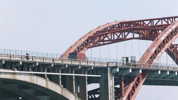 179802