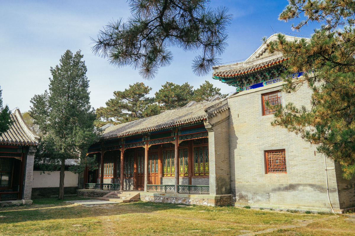 避暑山庄一座皇家园林半部浩渺清史