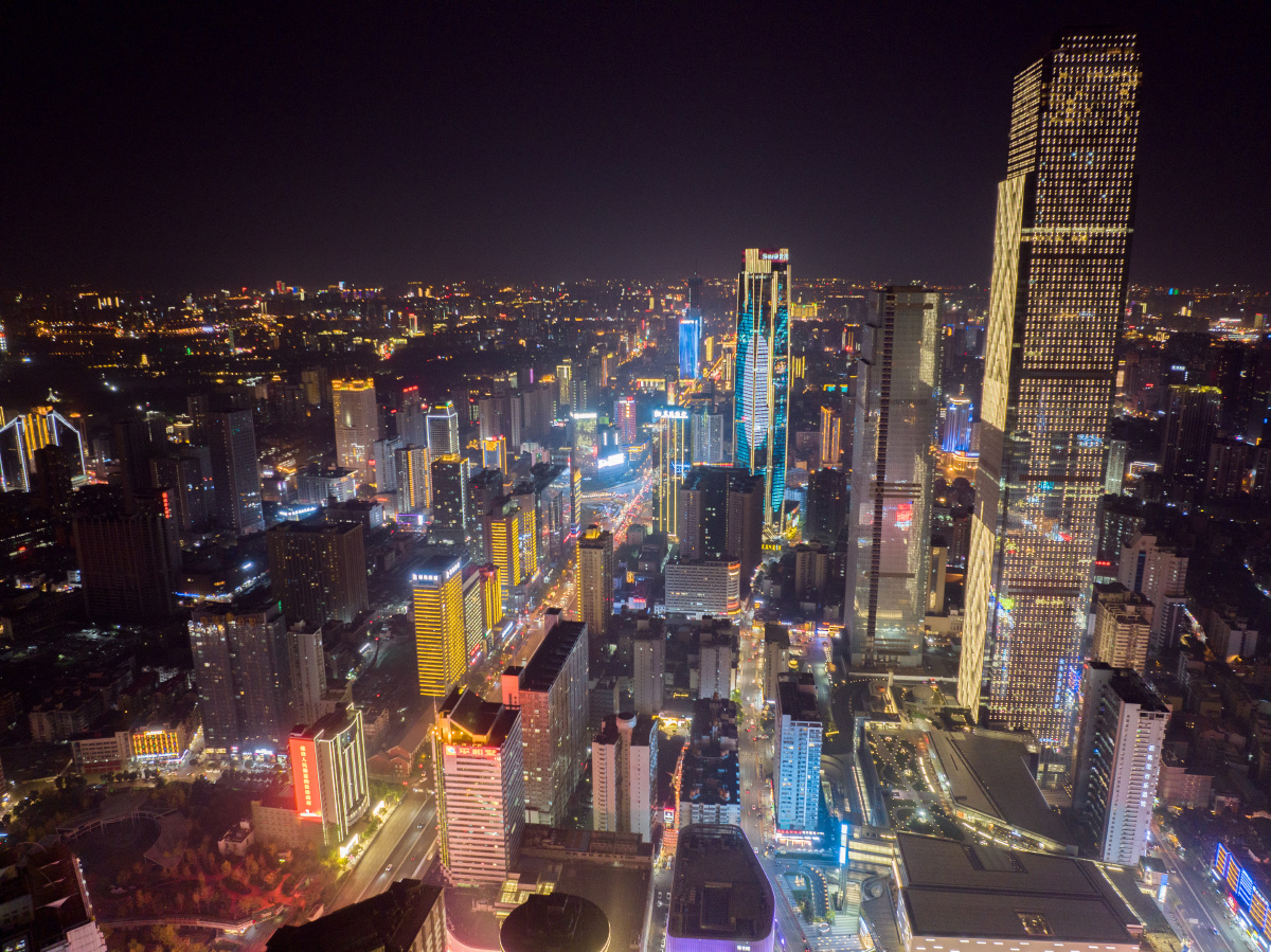 长沙国金中心占据城市c位人流量堪比日本新宿街头