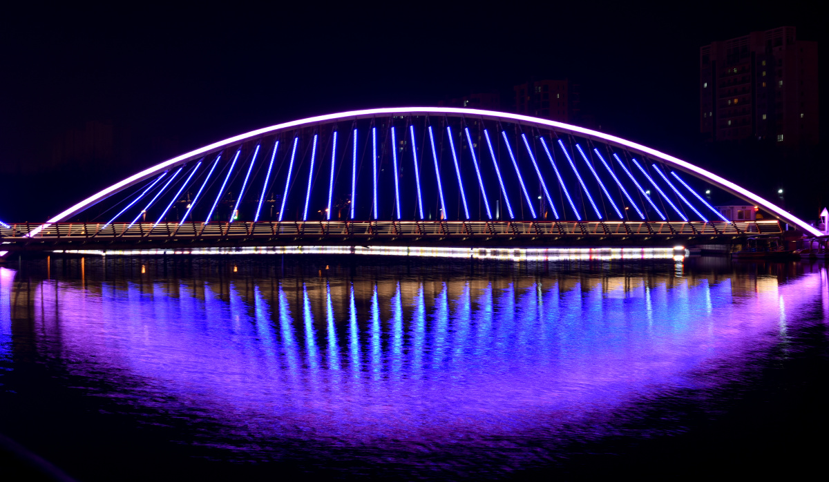 胶州三里河公园夜景灯光秀