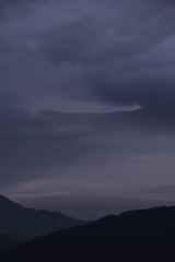 885838