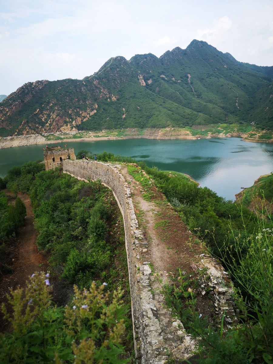 中国至今保存最有特点的宽城潘家口水库水长城非常值得一看处处是美景
