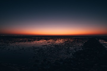 73587