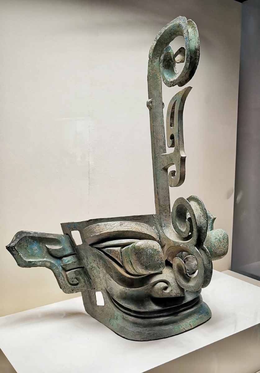 我在北京看文物青铜雕像出土于四川三星堆收藏于国家博物馆在北京也能