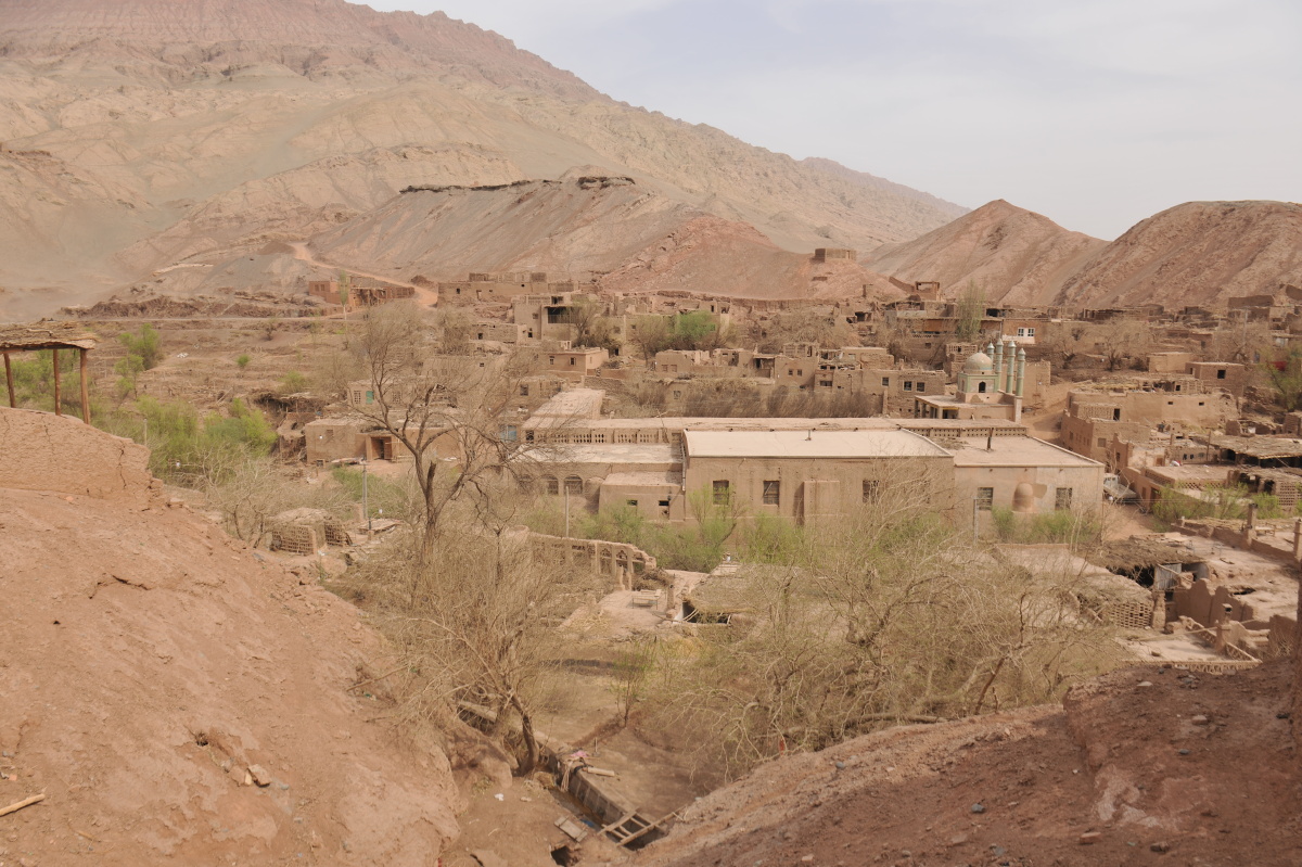 新疆鄯善县吐峪沟麻扎村是新疆东部伊斯兰文化背景下村落格局形态的