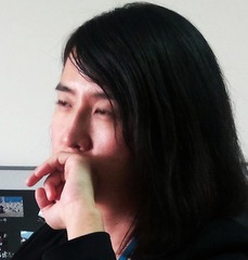 20111118134-1