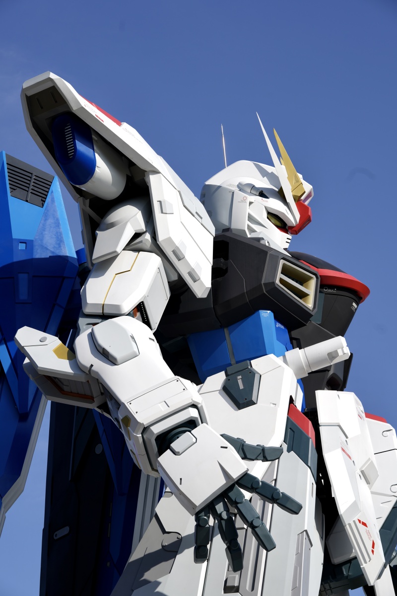 上海自由高达雕像