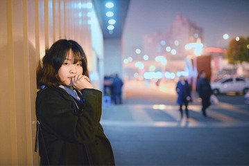 001