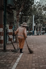 330088