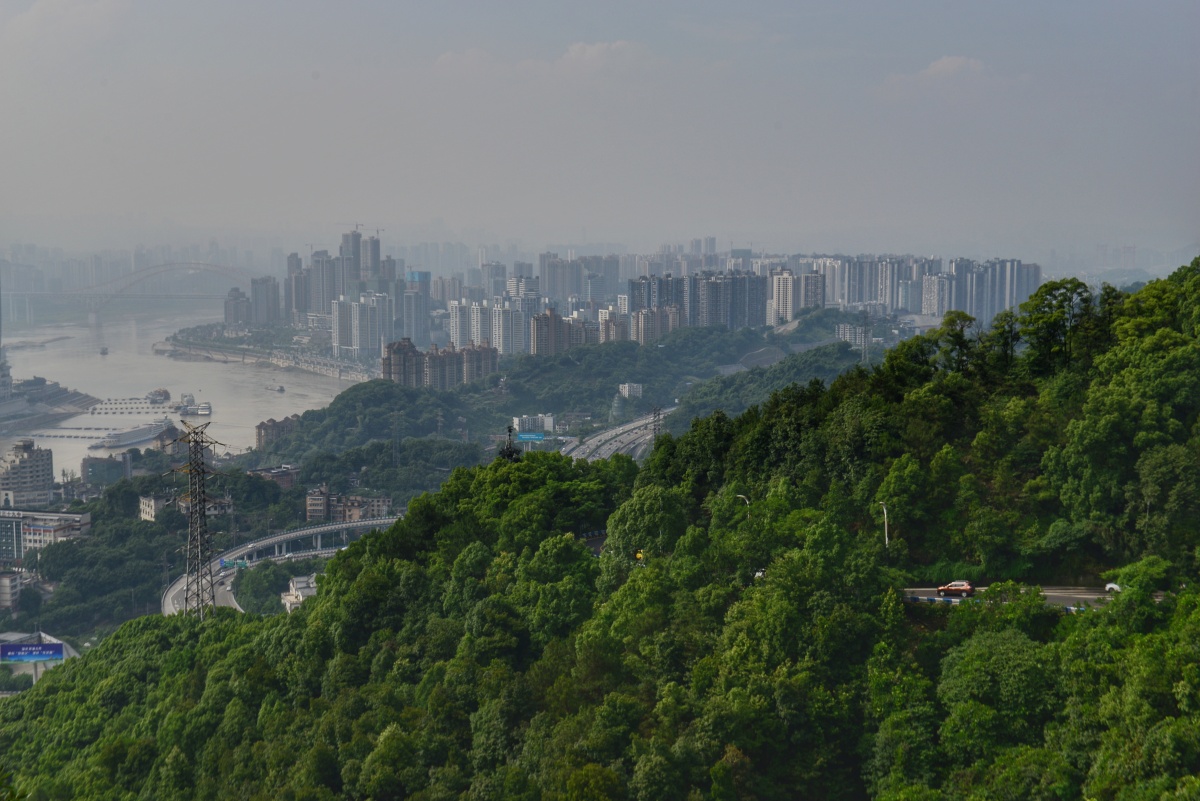 城市的薄雾风光色彩旅行1/221airbit2020年6月13日1025关注重庆森林爬