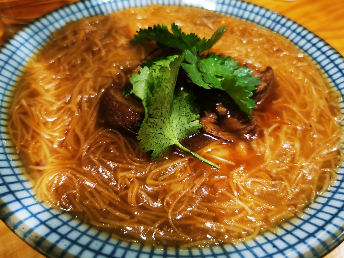 台湾特色小吃大肠面线