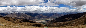 羊卓雍措全景2