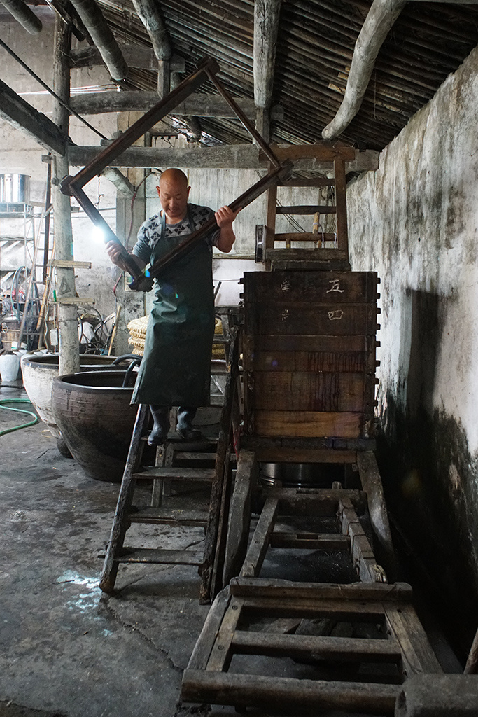 老裘家的手工冬酿