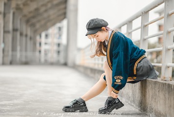 1349082